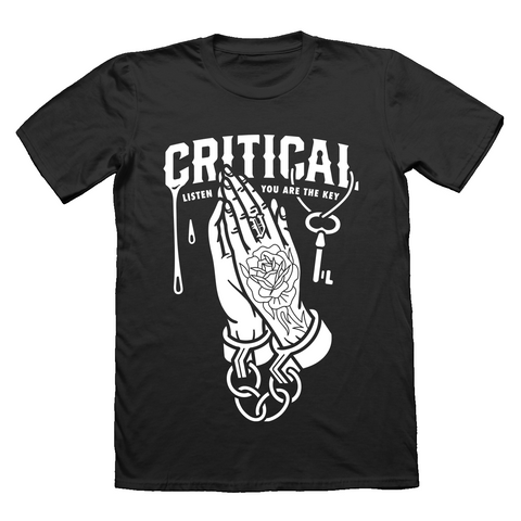 Camiseta  - Critical - Pray